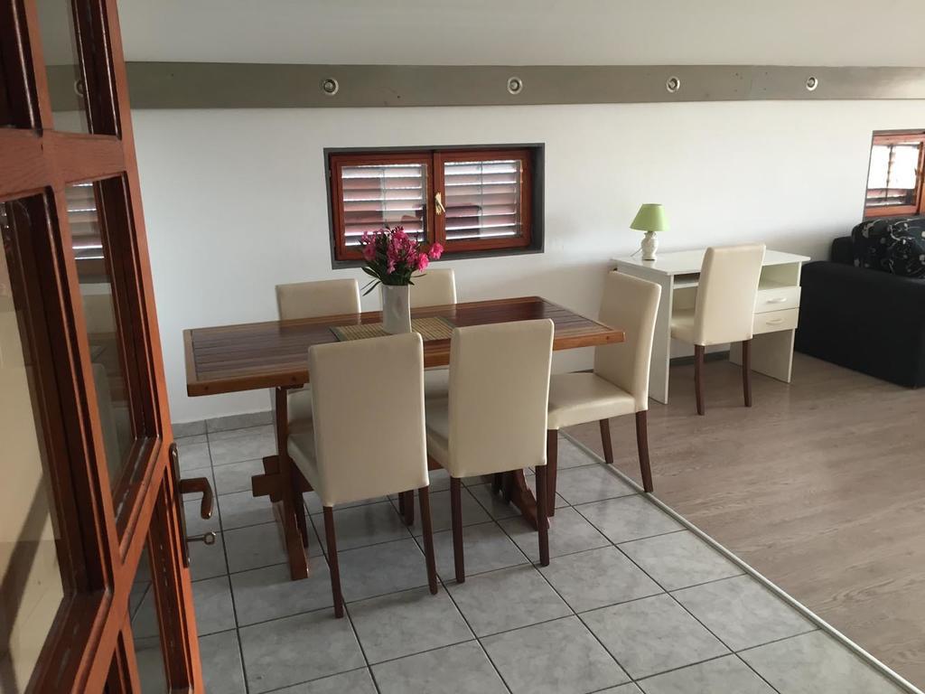 Apartments Pavic بيتينا المظهر الخارجي الصورة