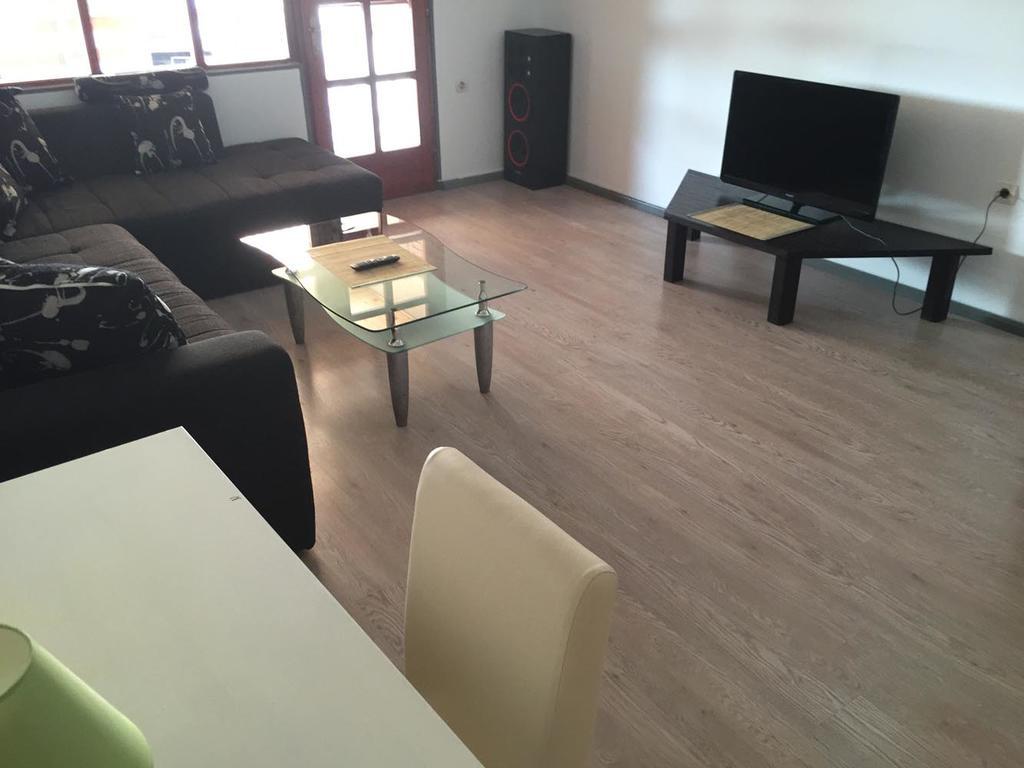 Apartments Pavic بيتينا المظهر الخارجي الصورة